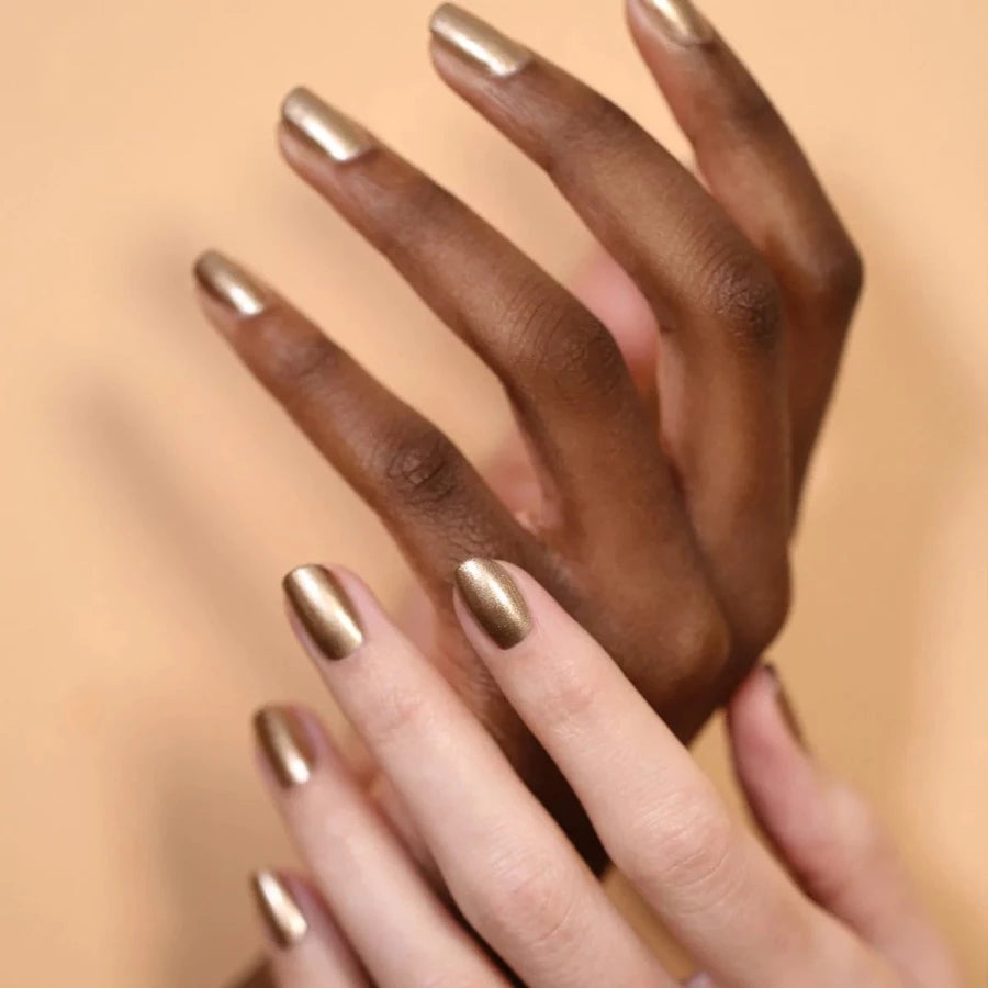 Vernis semi permanent Green Flash Manucurist couleur Bronzé